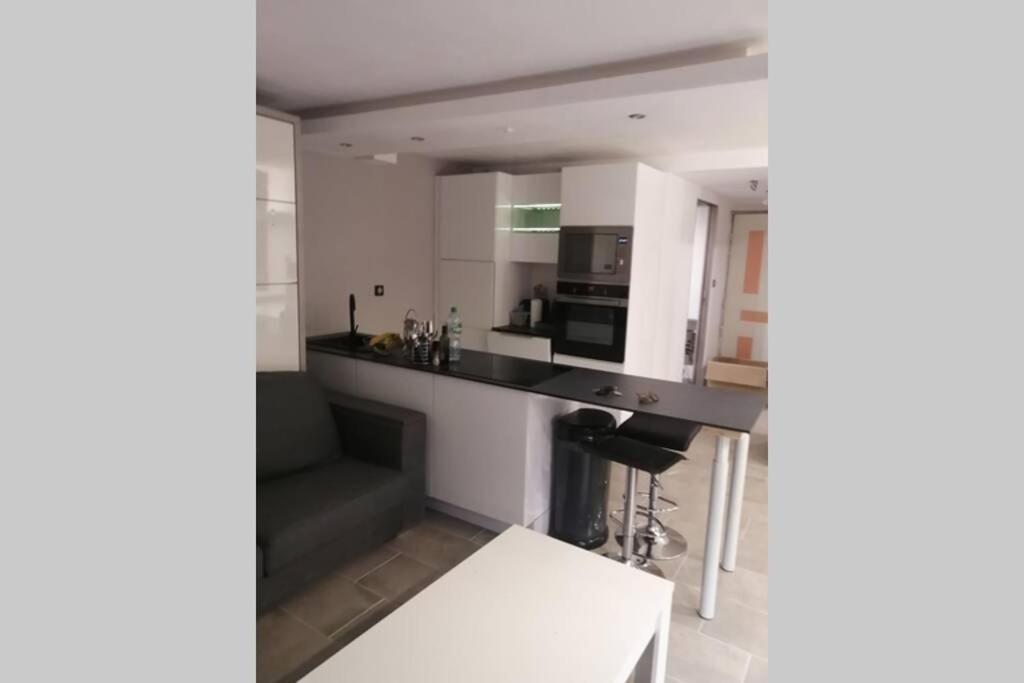 Appartement La Grande Motte A 2 Pas De La Plage. Εξωτερικό φωτογραφία